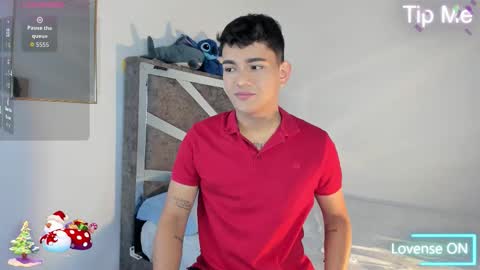 Snapshot of niall_falcon chatting on December 2025 07:51:02 PM Niall online show from December 2025 07:51:02 PM