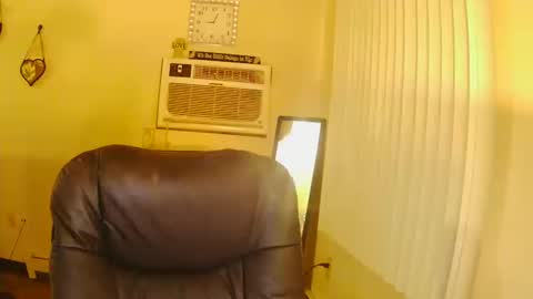 Nicci babyyy online show from October 2025 01:59:01 AM