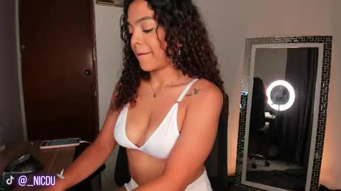 Nicol - New account  online show from October 2025 02:28:01 AM