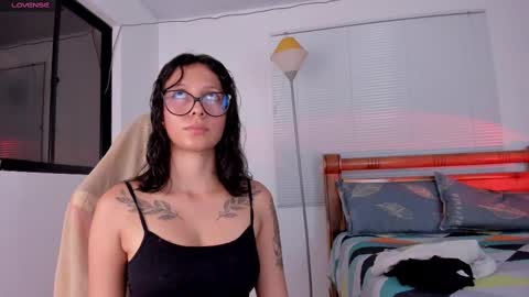 Snapshot of nice_day_ chatting on September 2025 12:00:02 AM day online show from September 2025 12:00:02 AM