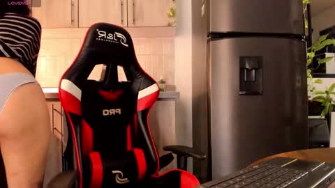 Snapshot of nice_day_ chatting on November 2025 01:55:02 AM day online show from November 2025 01:55:02 AM