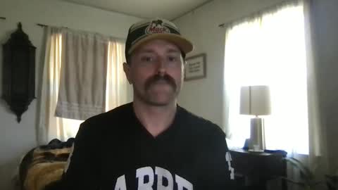 Snapshot of nicebuttniceguy chatting on April 2026 11:58:01 PM NiceButtNiceGuy online show from April 2026 11:58:01 PM