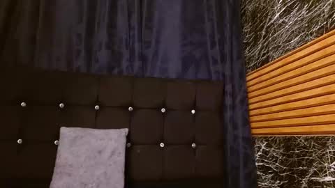 Snapshot of nicecherry_ chatting on February 2025 02:47:02 AM Michell online show from February 2025 02:47:02 AM