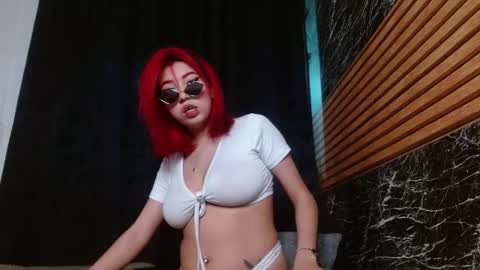 Snapshot of nicecherry_ chatting on September 2025 02:44:02 AM Michell online show from September 2025 02:44:02 AM