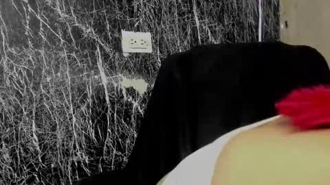 Snapshot of nicecherry_ chatting on October 2025 03:45:01 AM Michell online show from October 2025 03:45:01 AM