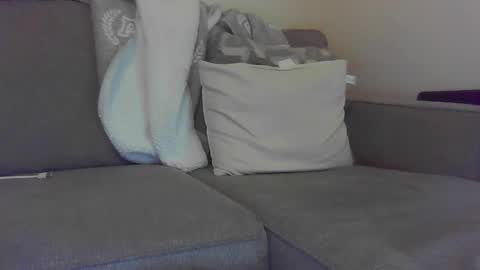 Snapshot of niceguyandrew chatting on October 2025 09:30:01 PM Andrew online show from October 2025 09:30:01 PM