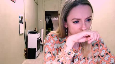 Kathrine online show from May 2026 03:42:02 PM