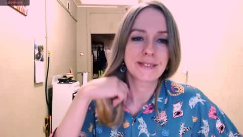 Kathrine online show from May 2026 01:09:02 PM