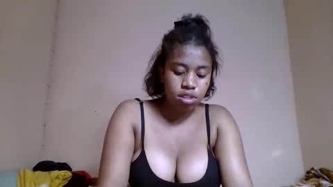 nicelly01 online show from May 2026 06:16:02 PM
