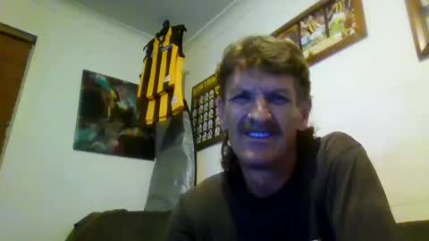 Snapshot of niceozziecockxxx chatting on January 2025 08:01:02 PM Sexiishaine online show from January 2025 08:01:02 PM