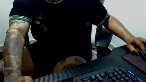 Camila And Steeven online show from October 2025 01:14:01 AM