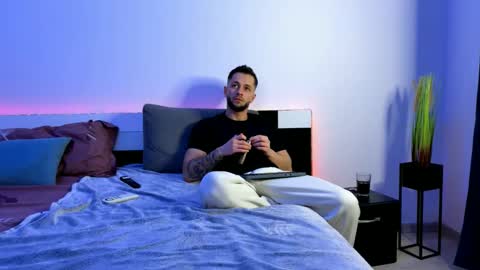 Nicholassx online show from March 2025 01:14:02 AM