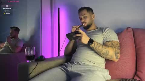 Nicholassx online show from March 2026 05:39:01 PM