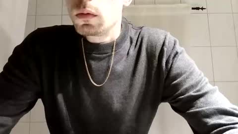 nick194207 online show from March 2026 09:20:01 PM