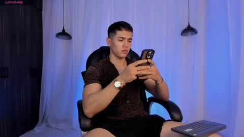 nick fenix online show from April 2026 02:47:02 AM