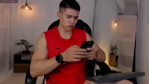 nick fenix online show from May 2026 03:48:01 AM