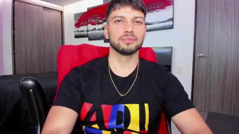 Snapshot of nick_klaus chatting on November 2025 11:24:01 PM Nick Klaus online show from November 2025 11:24:01 PM