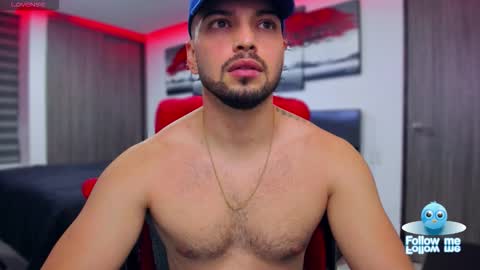 Snapshot of nick_klaus chatting on December 2025 11:54:01 PM Nick Klaus online show from December 2025 11:54:01 PM