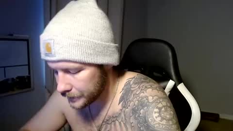 Cakedcouple  OF - Yourtattedcutie  qurlynfit online show from December 2024 08:11:01 PM