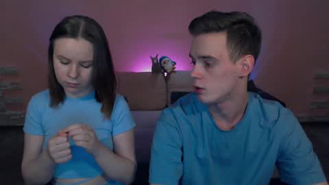 Snapshot of nickandmolly chatting on December 2024 05:09:01 PM nick and molly online show from December 2024 05:09:01 PM