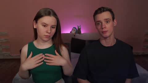 Snapshot of nickandmolly chatting on January 2025 05:07:02 PM nick and molly online show from January 2025 05:07:02 PM