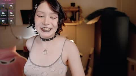 Snapshot of nickari_x chatting on June 2026 05:34:02 AM nickari_x online show from June 2026 05:34:02 AM