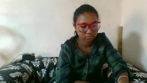 nickiqqyuu online show from July 2026 11:45:01 AM