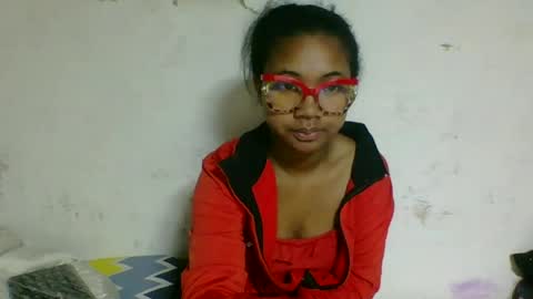 nickiqqyuu online show from July 2026 12:42:01 AM