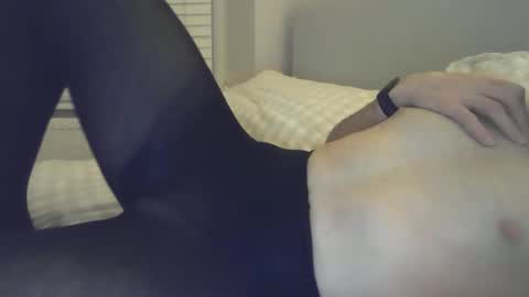 nickjames678 online show from October 2025 08:31:02 PM