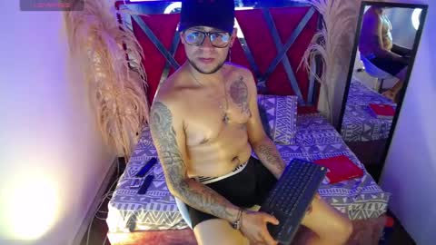 nickk_jonson online show from May 2026 03:17:02 PM