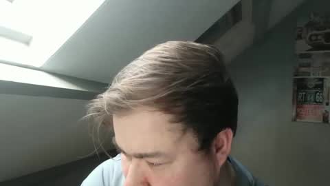 nickoeoeoe online show from March 2026 04:14:01 PM