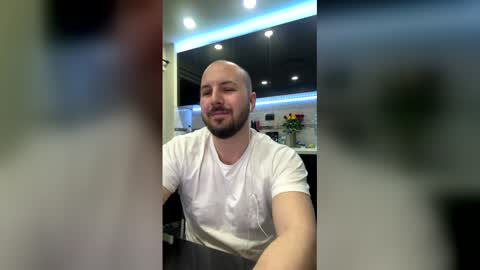 Snapshot of nickolas22 chatting on February 2026 12:51:02 AM Julian online show from February 2026 12:51:02 AM