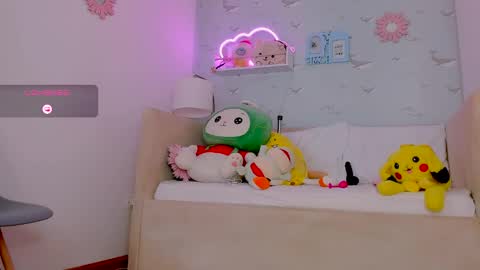 Snapshot of nicksantos_ chatting on February 2025 06:24:01 PM Nicolas online show from February 2025 06:24:01 PM