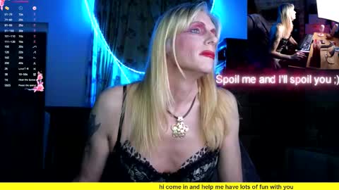 Snapshot of nicktu52 chatting on March 2025 12:00:02 AM nicktuuk online show from March 2025 12:00:02 AM