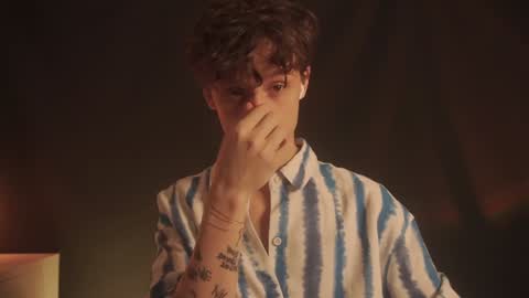 Snapshot of nicky_neal chatting on February 2025 05:30:01 PM Nicky Neal online show from February 2025 05:30:01 PM