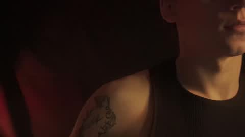 Snapshot of nicky_neal chatting on February 2025 03:56:01 AM Nicky Neal online show from February 2025 03:56:01 AM