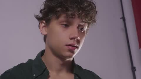 Snapshot of nicky_neal chatting on September 2025 11:34:01 AM Nicky Neal online show from September 2025 11:34:01 AM