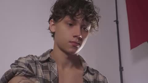 Snapshot of nicky_neal chatting on September 2025 11:00:01 AM Nicky Neal online show from September 2025 11:00:01 AM