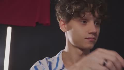 Snapshot of nicky_neal chatting on October 2025 08:05:02 PM Nicky Neal online show from October 2025 08:05:02 PM