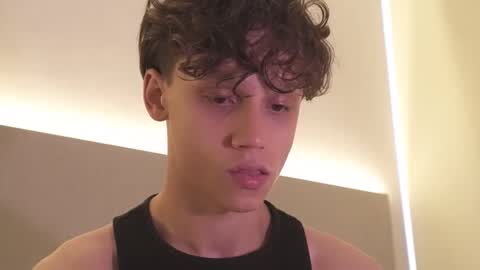 Snapshot of nicky_neal chatting on October 2025 12:22:02 AM Nicky Neal online show from October 2025 12:22:02 AM