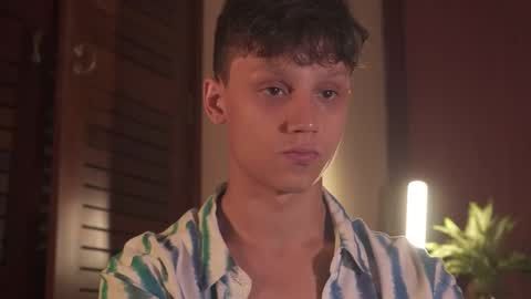 Snapshot of nicky_neal chatting on November 2025 01:15:01 PM Nicky Neal online show from November 2025 01:15:01 PM