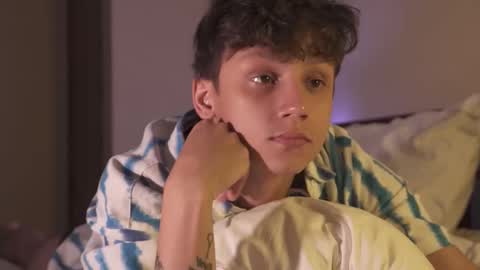 Snapshot of nicky_neal chatting on January 2026 11:53:01 PM Nicky Neal online show from January 2026 11:53:01 PM