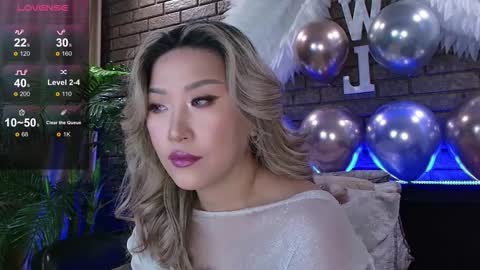 Snapshot of nicky_owl chatting on December 2025 09:58:01 AM Today is my 41st birthday And in 2 hours Im waiting for you on the stream Stock up on tokens and a good mood Nicky online show from December 2025 09:58:01 AM