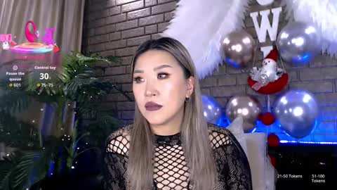 Snapshot of nicky_owl chatting on January 2026 12:55:01 PM Today is my 41st birthday And in 2 hours Im waiting for you on the stream Stock up on tokens and a good mood Nicky online show from January 2026 12:55:01 PM