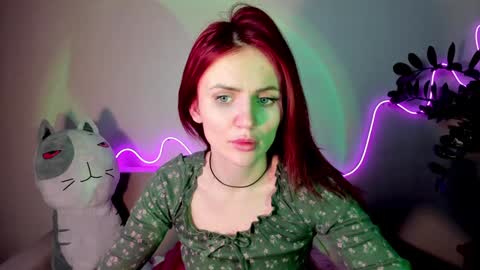 Snapshot of nicky_weekends chatting on December 2024 03:16:02 AM Nicky Weekends online show from December 2024 03:16:02 AM