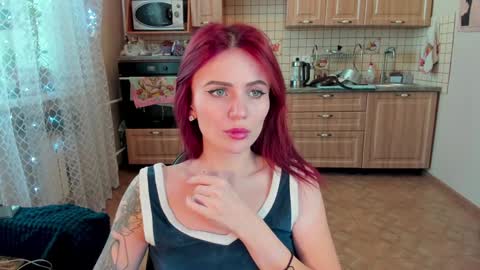 Snapshot of nicky_weekends chatting on December 2024 09:06:02 AM Nicky Weekends online show from December 2024 09:06:02 AM