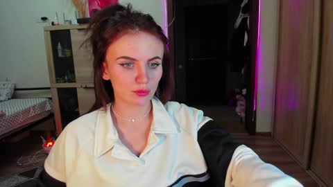 Snapshot of nicky_weekends chatting on February 2025 09:22:01 AM Nicky Weekends online show from February 2025 09:22:01 AM