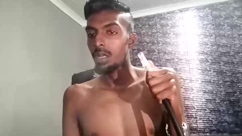 Snapshot of nickyle63 chatting on January 2025 08:04:01 PM james online show from January 2025 08:04:01 PM