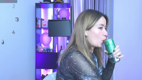 Nicky online show from January 2025 06:49:01 PM