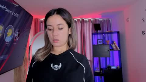 Nicky online show from April 2026 07:55:01 PM